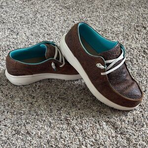 Women’s Ariat Hilo’s